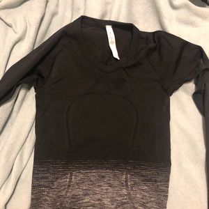 lululemon shirts size 2.